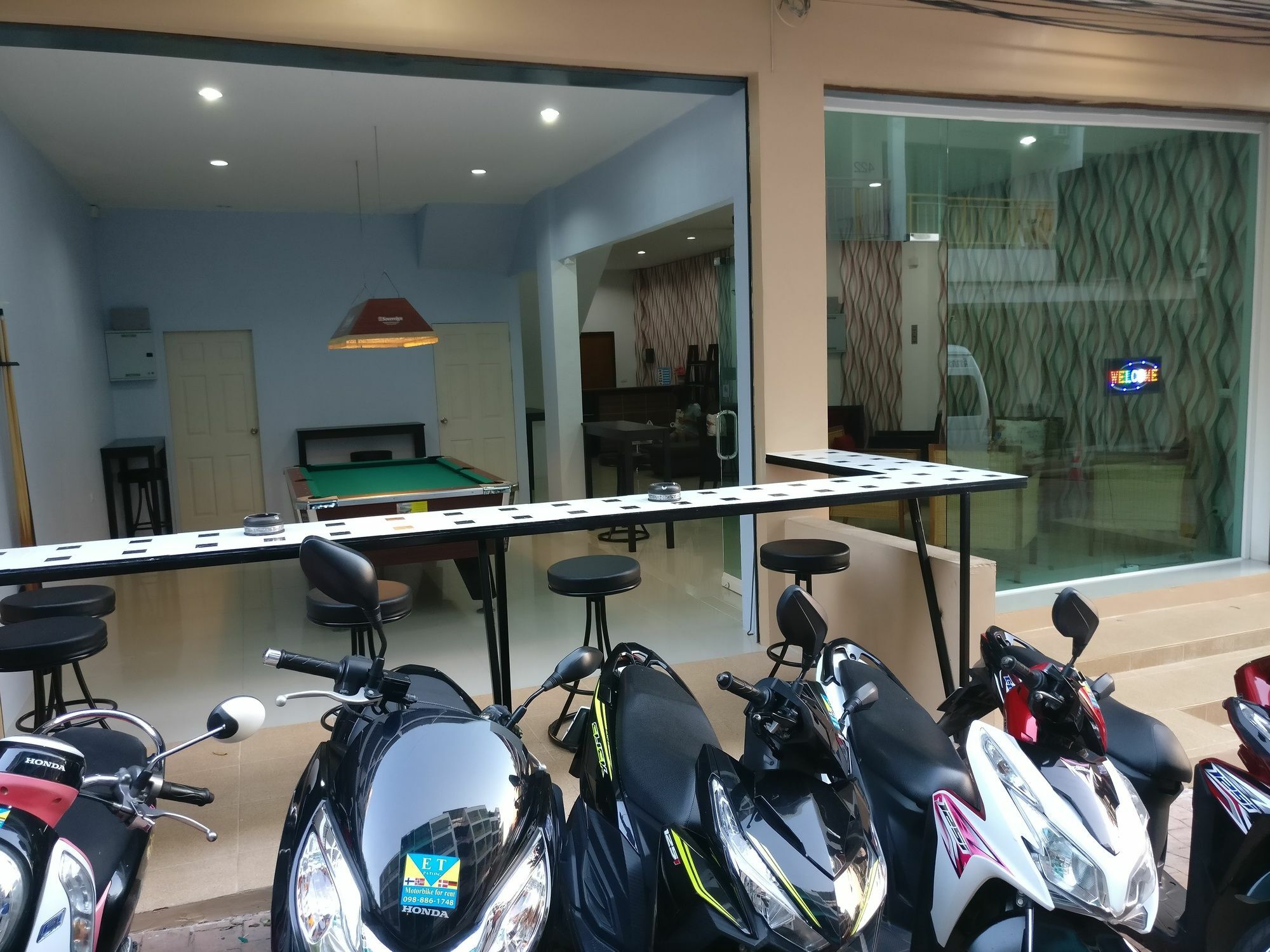 Hotel White Sky Boutique Patong Exterior foto